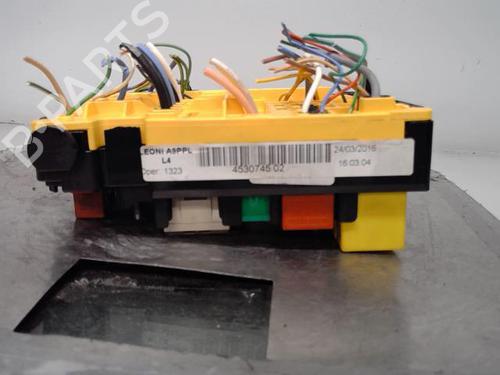 Fuse box PEUGEOT 208 I (CA_, CC_) 1.6 HDi / BlueHDi 75 | BP21305077E1 