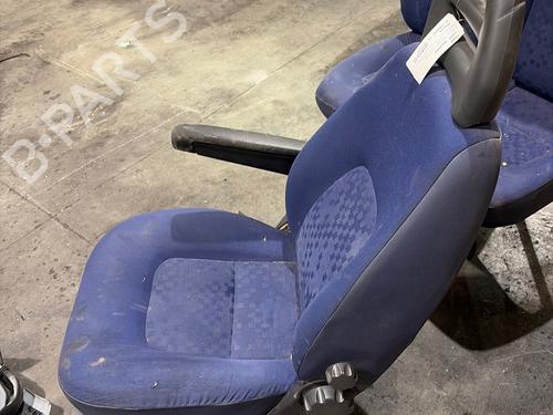 Used Left front seat Left front seat 39172697 39172697