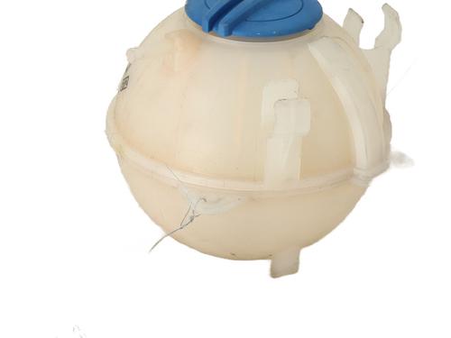 expansion-tank-vw-scirocco-iii-137-138-14-tsi-1k0121407f-2008-2009-2010-2011-2012-2013-2014-2015-2016-2017-21299309 main image