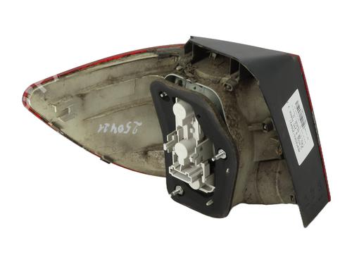 Used Right taillight Right taillight 26642661 26642661