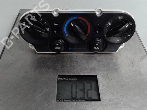 Used Climate control FORD FIESTA V (JH_, JD_) 1.4 TDCi (68 hp) 21372149
