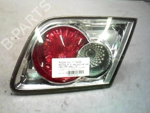 Højre baglygte bagklap MAZDA 6 Hatchback (GG) 2.0 DI (GG14) (121 hp) 21363102