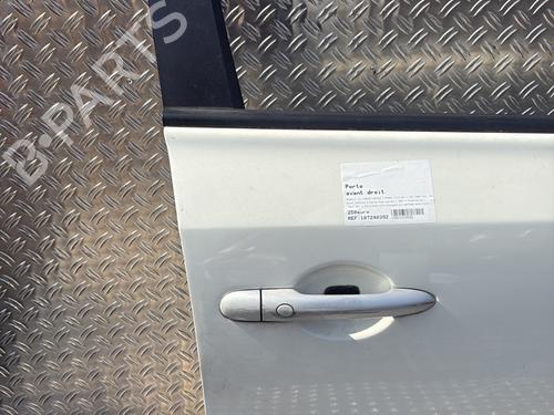 Right front door RENAULT KOLEOS I (HY_) 2.0 dCi 4x4 (HY0K) | BP26582551C3 