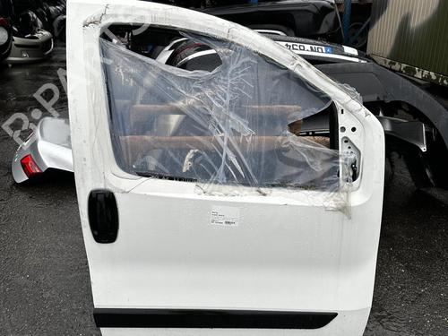 Right front door FIAT FIORINO Box Body/MPV (225_) 1.3 D Multijet | BP21370858C3