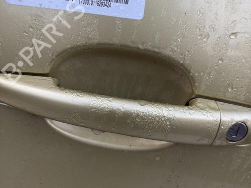 Used Left front door Left front door 30611033 30611033