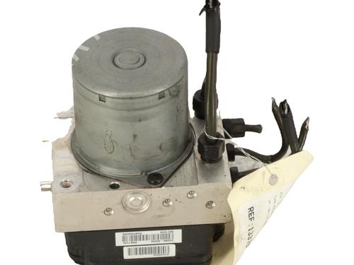 Used ABS pump ABS pump KIA SORENTO III (UM) 2.2 CRDi (200 hp) 39626143 39626143