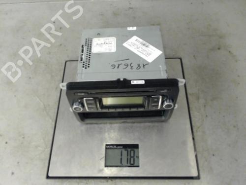 Used Radio VW POLO V (6R1, 6C1) 1.2 TDI (75 hp) 21295179
