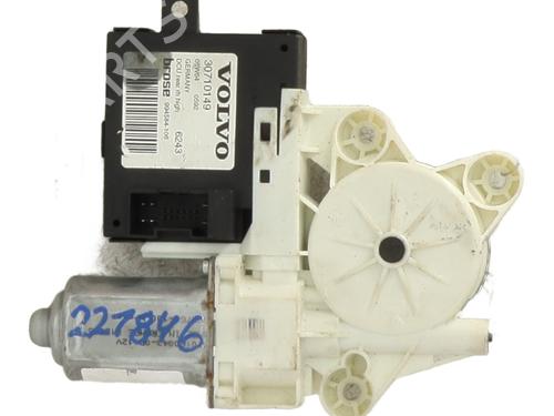 Used Right rear window motor Right rear window motor VOLVO V50 (545) 2.0 D (136 hp) 21371211 21371211