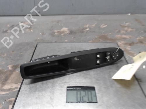 Used Left front window switch DS DS 3 (SA_) 1.2 THP 110 / PureTech 110 (SAHNPS, SAHNZ6, SAHNZT) (110 hp) 21367394