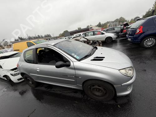 Vindusheismotor venstre foran PEUGEOT 206 Hatchback (2A/C) 2.0 HDI 90 | BP29182591E21 