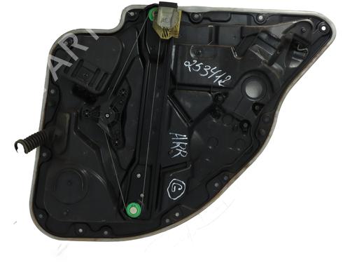 Rudehejsemotor bagstkærm venstre MERCEDES-BENZ C-CLASS (W205) C 220 BlueTEC / d (205.002, 205.004) (170 hp) 29631009