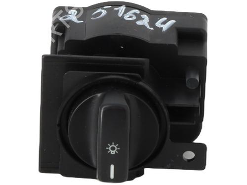 Used Headlight switch MERCEDES-BENZ B-CLASS Sports Tourer (W245) B 200 CDI (245.208) (140 hp) 25123185