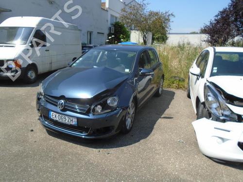 Rear bumper reinforcement VW GOLF VI (5K1) 2.0 TDI | BP21301711C73 