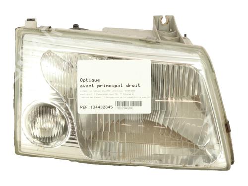 Used Right headlight Right headlight HYUNDAI GALLOPER II (JK-01) 2.5 TD intercooler (99 hp) 40032229 40032229