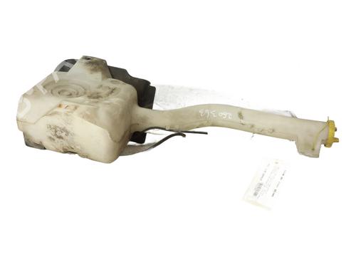 windscreen-washer-tank-ford-transit-platformchassis-fm_-_-fn_-_-2000-2001-2002-2003-2004-2005-2006-32165825 main image