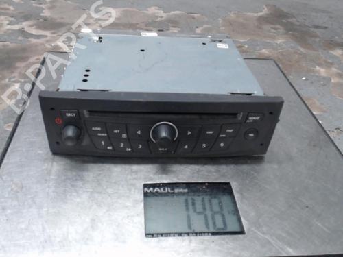 Used Radio RENAULT GRAND SCÉNIC II (JM0/1_) 1.5 dCi (JM1E) (106 hp) 21367924
