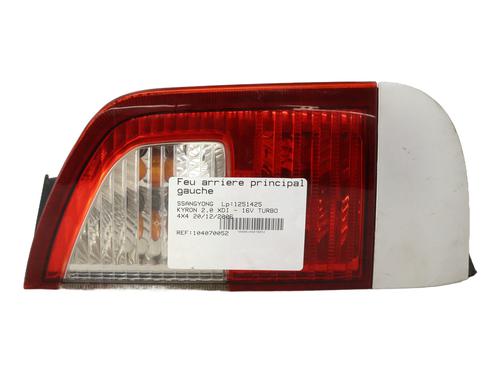 Feu arrière gauche SSANGYONG KYRON 2.0 Xdi 4x4 (141 hp) 24809026