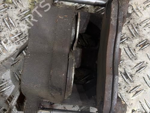 Used Right front brake caliper Right front brake caliper NISSAN TRADE Platform/Chassis 3.0 TDiC (106 hp) 39759477 39759477