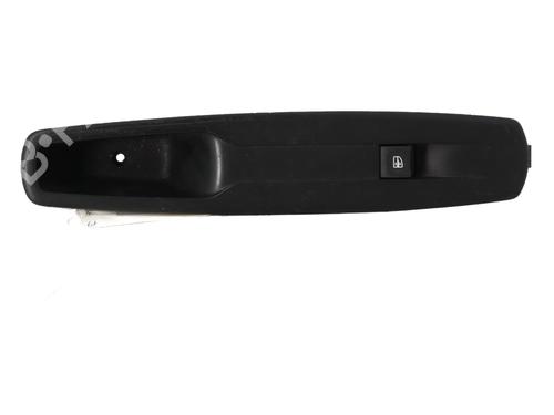 Used Right front window switch RENAULT MEGANE III Grandtour (KZ0/1) 1.5 dCi (KZ09, KZ0D, KZ1G, KZ29, KZ14, KZ1W, KZ10, KZ1F,... (110 hp) 21363570