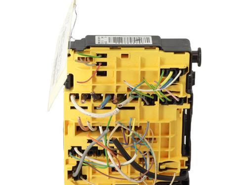 Fuse box PEUGEOT 208 I (CA_, CC_) 1.6 HDi | BP21370822E1