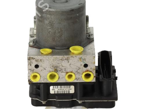 Używane Pompa ABS LAND ROVER DISCOVERY III (L319) 2.7 TD 4x4 (190 hp) 21313454