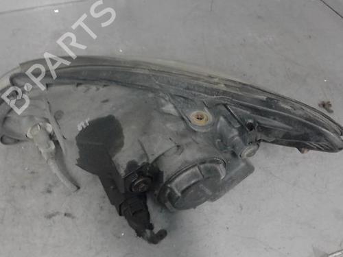 Used Right headlight HYUNDAI GETZ (TB) 1.1 (67 hp) 21315840