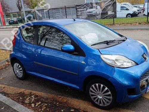 Rear seat PEUGEOT 107 (PM_, PN_) 1.0 | BP30598819C17 