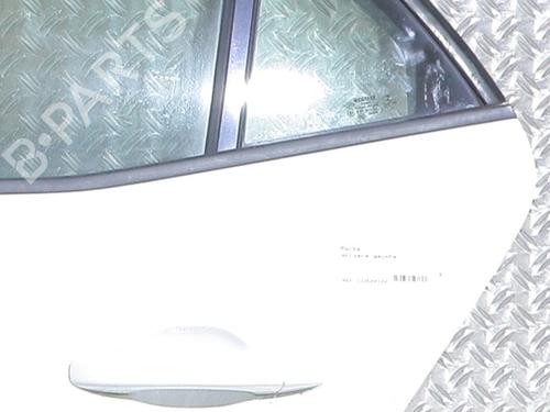 left-rear-door-renault-megane-iv-hatchback-b9amn_-2015-39064179 main image