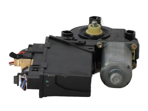 Used Left front window motor AUDI A4 B6 (8E2) 1.9 TDI (130 hp) 28063387