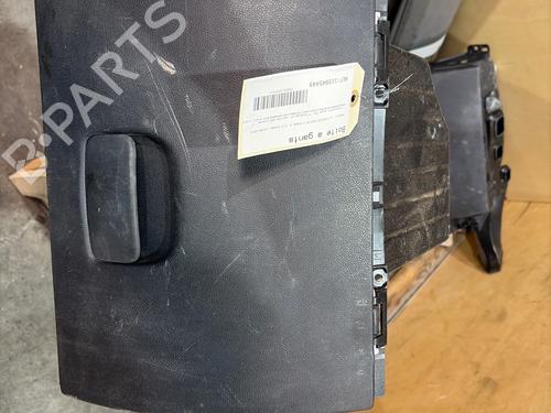 Handskerum RENAULT MASTER III Van (FV) 2.3 dCi 130 FWD (FV0M, FV0Y, FV0J, FV02, FV03) | BP30492010C95 - Image 3