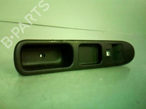 Used Right front window switch PEUGEOT 307 (3A/C) 1.6 16V (109 hp) 21317366