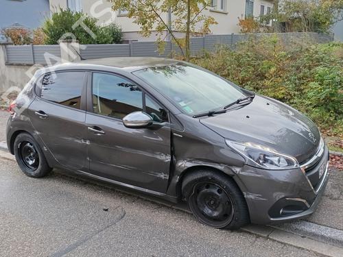 Left front window switch PEUGEOT 208 I (CA_, CC_) 1.2 VTI 82 | BP30534896I27