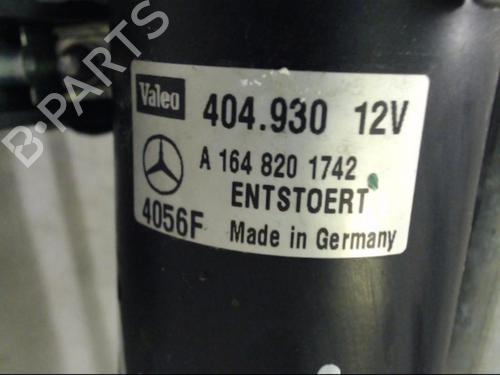 Used Front wiper motor MERCEDES-BENZ M-CLASS (W164) ML 320 CDI 4-matic (164.122) (224 hp) 21300309
