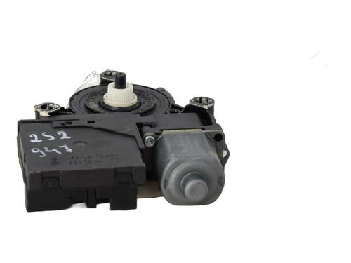 BP29894419E21 main image