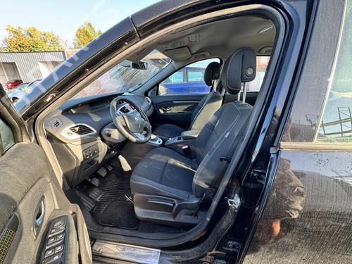 Left tailgate light RENAULT SCÉNIC III (JZ0/1_) 1.5 dCi | BP21309124C79