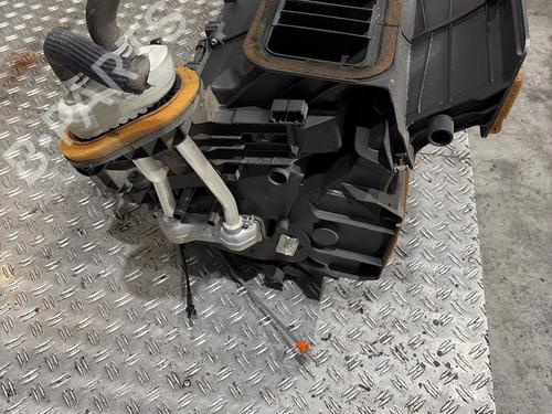 Heater matrix box RENAULT TRAFIC II Van (FL) 2.0 dCi 90 (FL0H, FL00, FL01, FL0M, FL0P, FL0S) | BP38563209M61 - Image 4