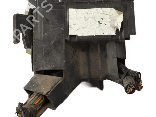 Used Fuse box Fuse box FORD FIESTA VI (CB1, CCN) 1.25 (82 hp) 32221427 32221427