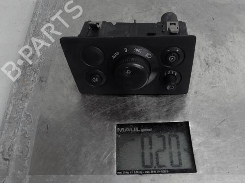 Used Headlight switch OPEL ZAFIRA / ZAFIRA FAMILY B (A05) 1.9 CDTI (M75) (120 hp) 21295516