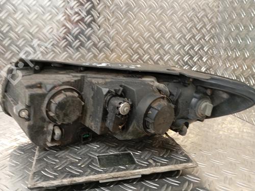 Used Right headlight Right headlight HYUNDAI SANTA FÉ II (CM) 2.2 CRDi 4x4 (155 hp) 23828747 23828747