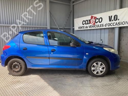 Left headlight PEUGEOT 206+ (2L_, 2M_) 1.4 i | BP36520239C28 - Image 25