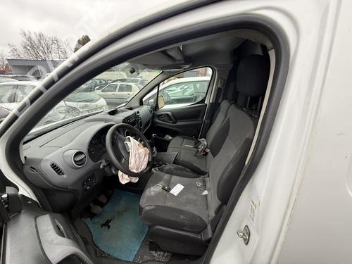 Fuse box PEUGEOT PARTNER Box Body/MPV 1.6 BlueHDi 100 | BP23825387E1  - Image 10