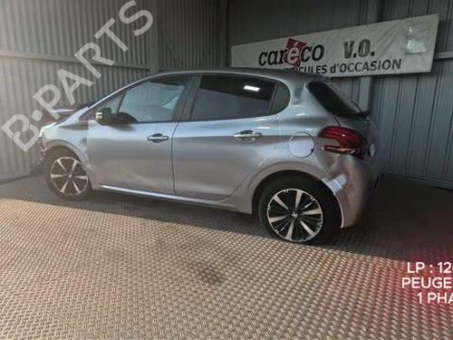 Dashboard PEUGEOT 208 I (CA_, CC_) 1.2 PureTech 82 | BP33796700C46 - Image 10