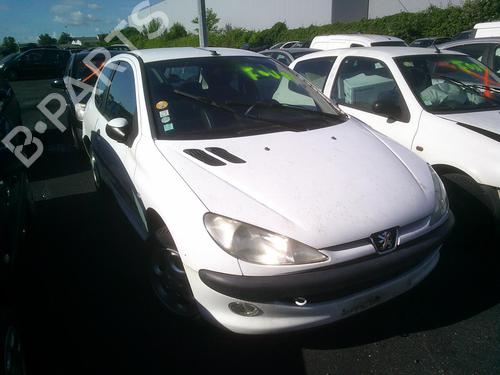 Used Parts PEUGEOT 206 Hatchback (2A/C)  1.4 i  4933691