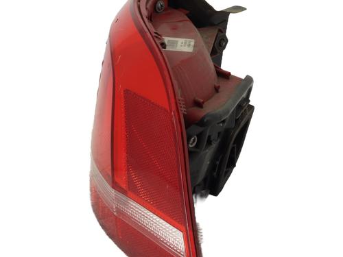 right-taillight-vw-passat-b7-variant-365-2010-2011-2012-2013-2014-2015-36525811 main image