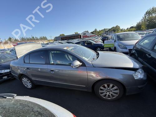 Right taillight VW PASSAT B6 (3C2) 1.9 TDI | BP28109209C35  - Image 22