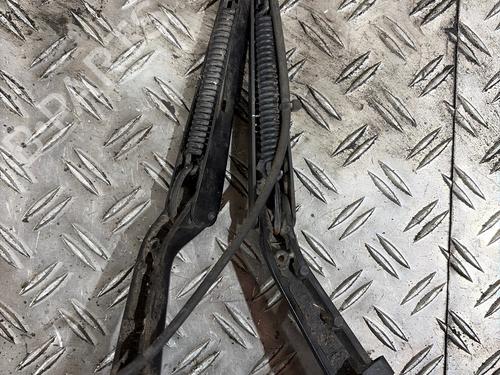 Used Front windshield wiper arm Front windshield wiper arm VW LT 28-46 II Van (2DA, 2DD, 2DH) 2.5 TDI (109 hp) 40112311 40112311
