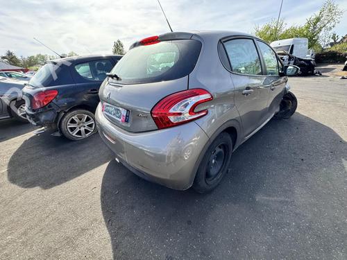 Fuse box PEUGEOT 208 I (CA_, CC_) 1.4 HDi | BP21312163E1 