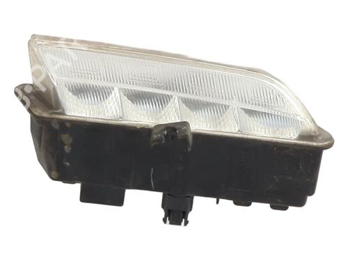 Used Right daytime light Right daytime light RENAULT CAPTUR I (J5_, H5_) 0.9 TCe 90 (90 hp) 26123340 26123340