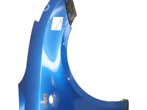 Używane Błotnik przedni prawy SUZUKI SWIFT III (MZ, EZ) 1.3 DDiS (RS413D) (75 hp) 30162709