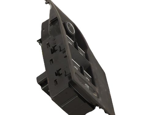 Used Left front window switch Left front window switch SEAT LEON Sportstourer (KL8, KLD) 1.4 TSI e-Hybrid (204 hp) 39661822 39661822